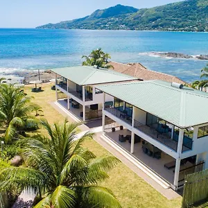 Апартаменты Beach Cottages, Бель-Омбр