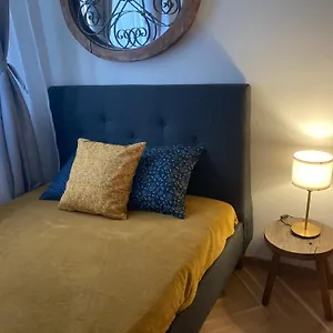 https://murano-apartments-pikna-16a.warsawhotelspoland.com