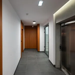 https://apt-mokotw-nowe-poudnie-chic.warsawhotelspoland.com