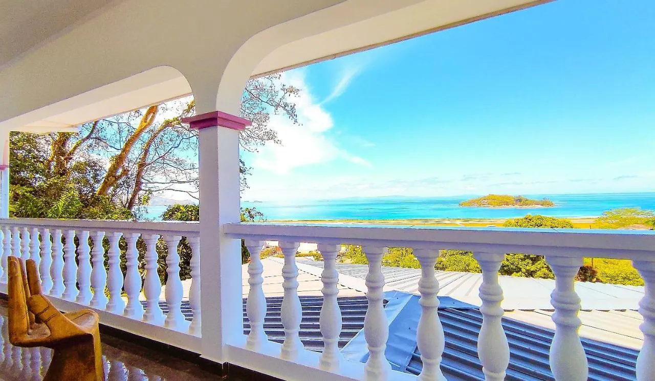 Апартаменты Villea Frangipani Pointe La Rue